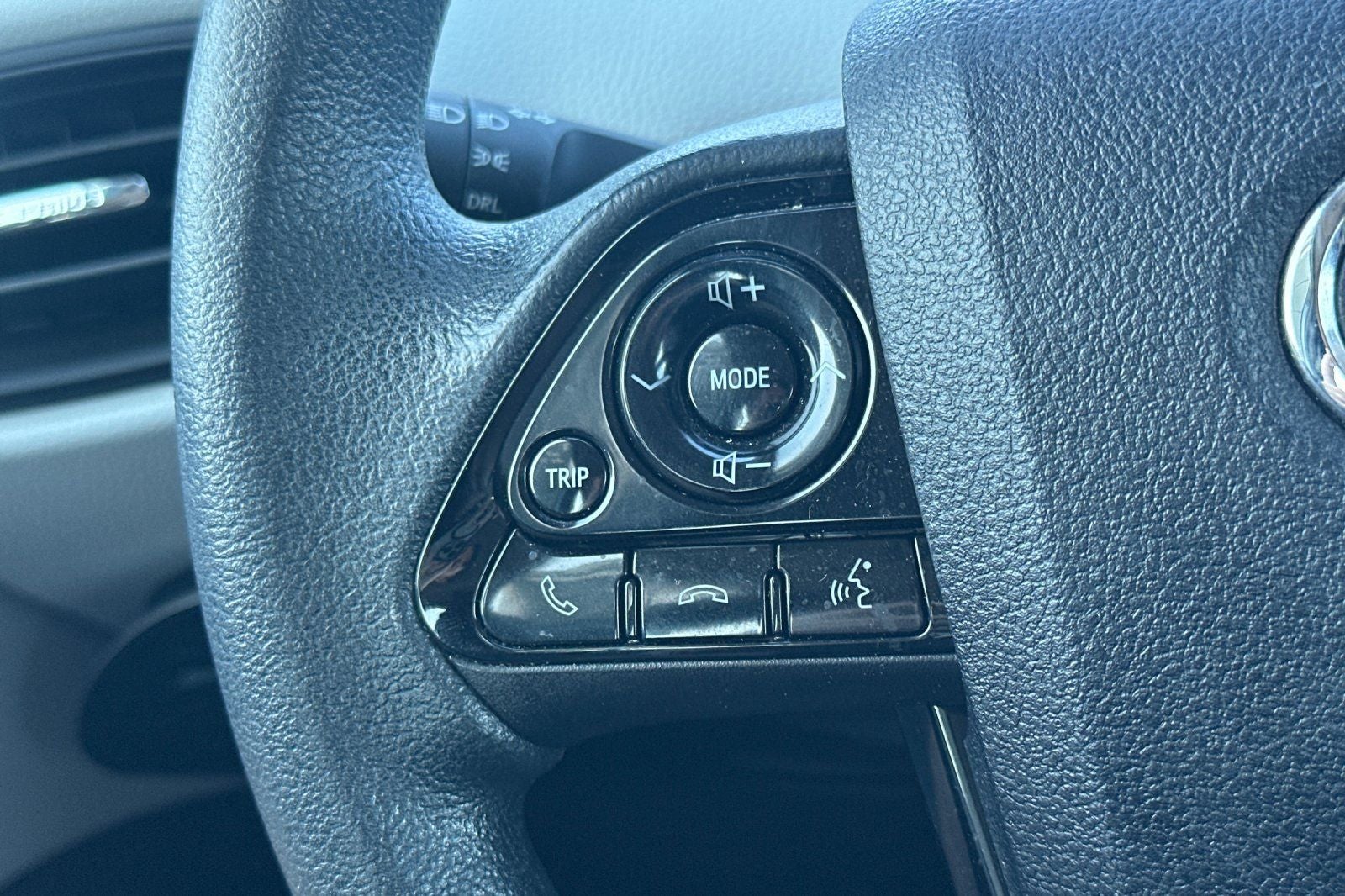 2021 Toyota Prius LE