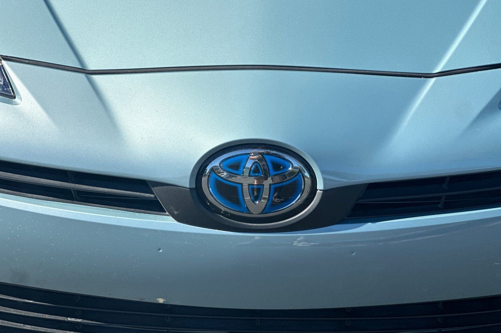 2021 Toyota Prius LE