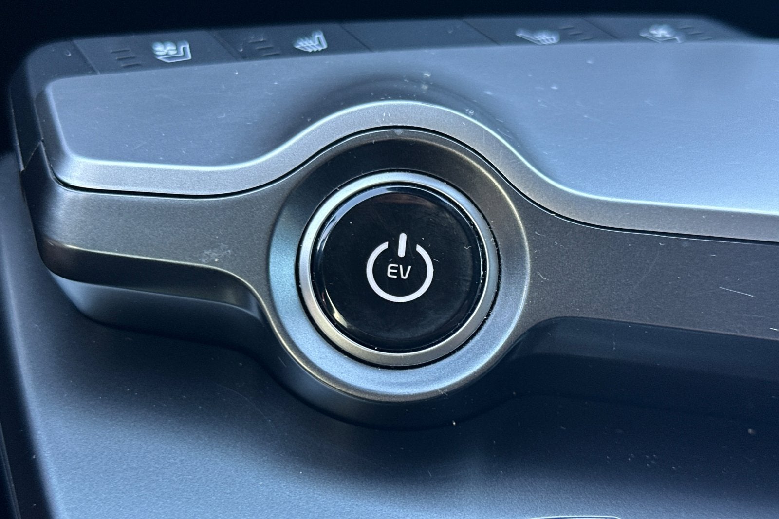 2023 Kia EV6 Wind
