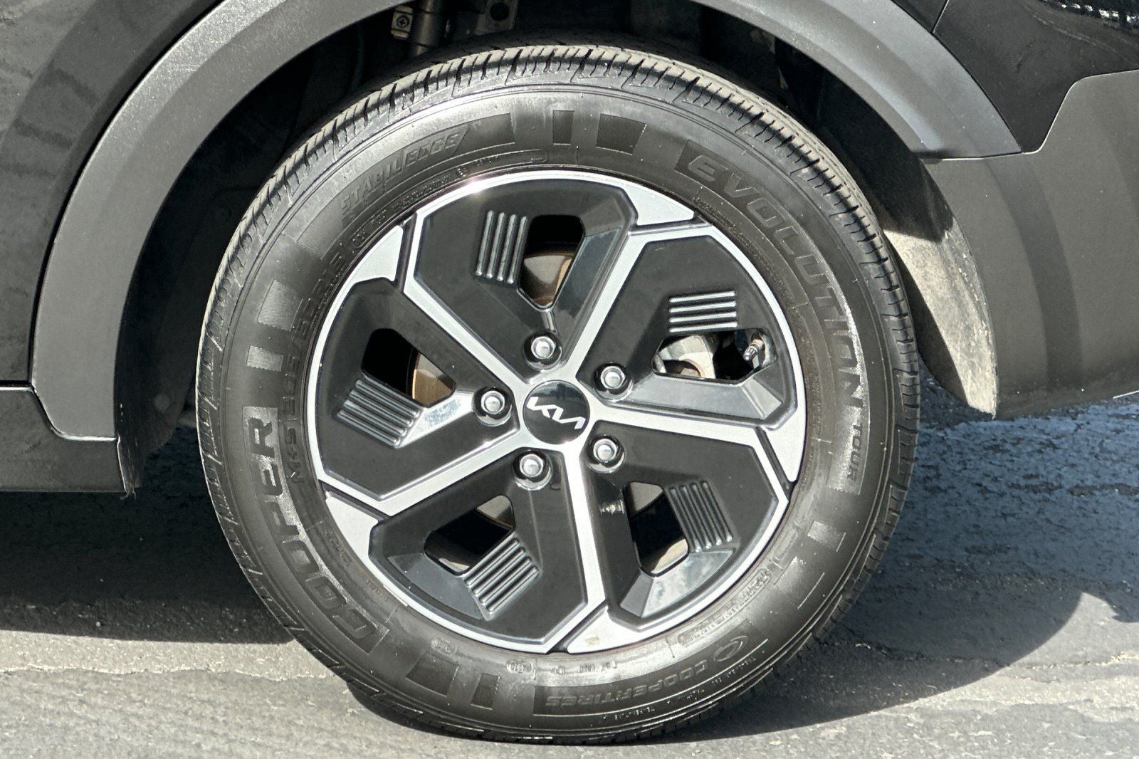 2023 Kia Niro EX