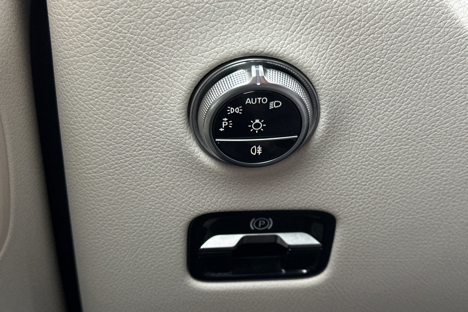 2025 Mercedes-Benz GLC GLC 300 4MATIC®