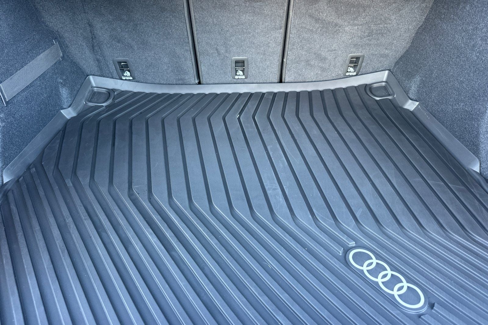 2025 Audi Q5 2.0T Premium Plus quattro