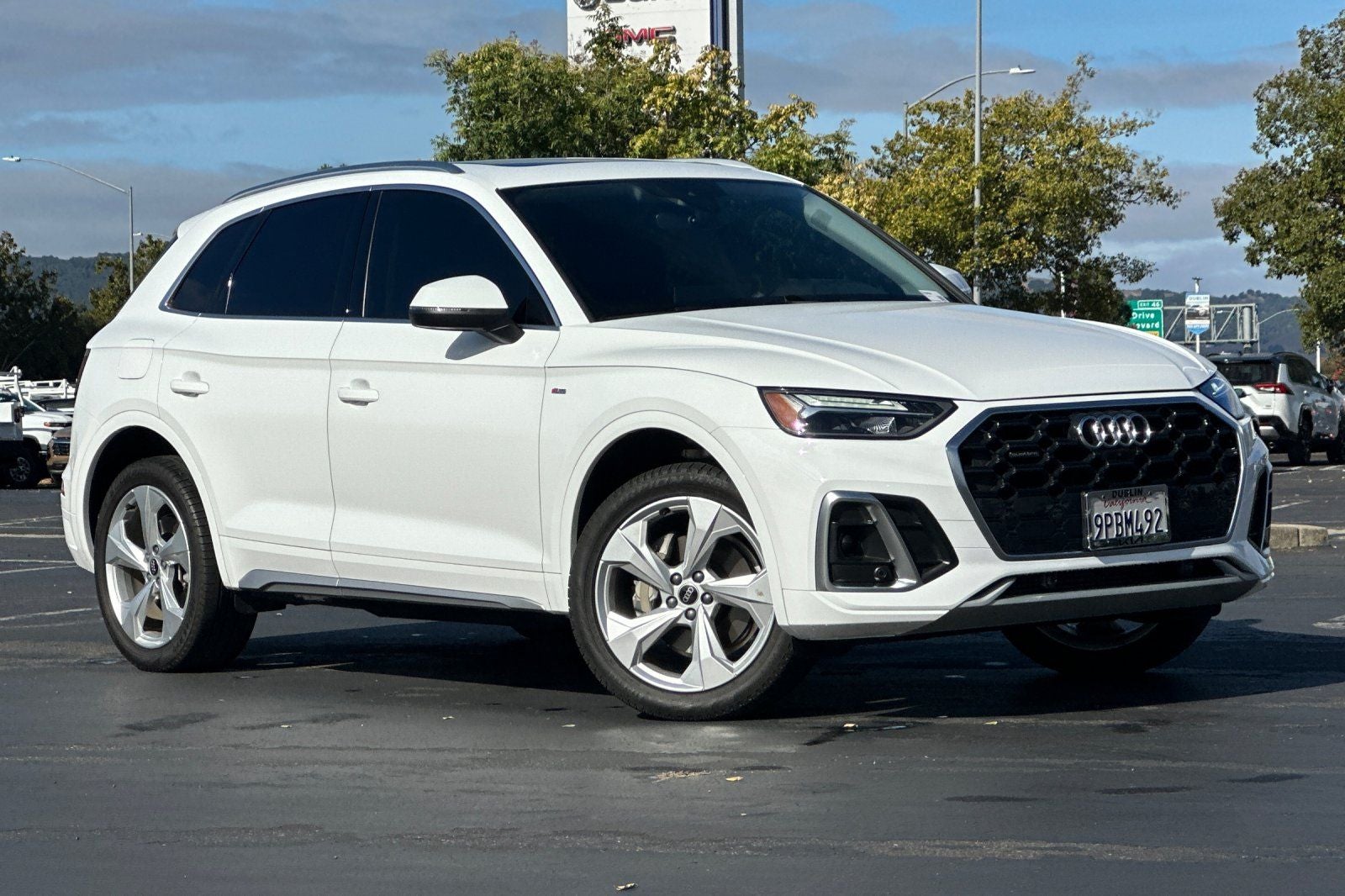2024 Audi Q5 45 S line Premium quattro