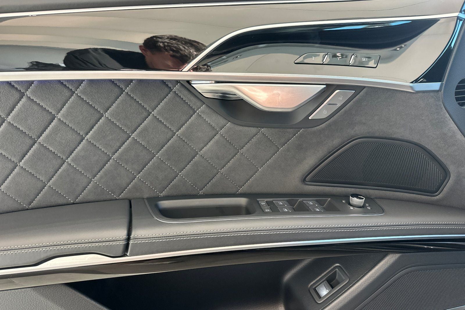 2023 Audi S8 4.0T quattro