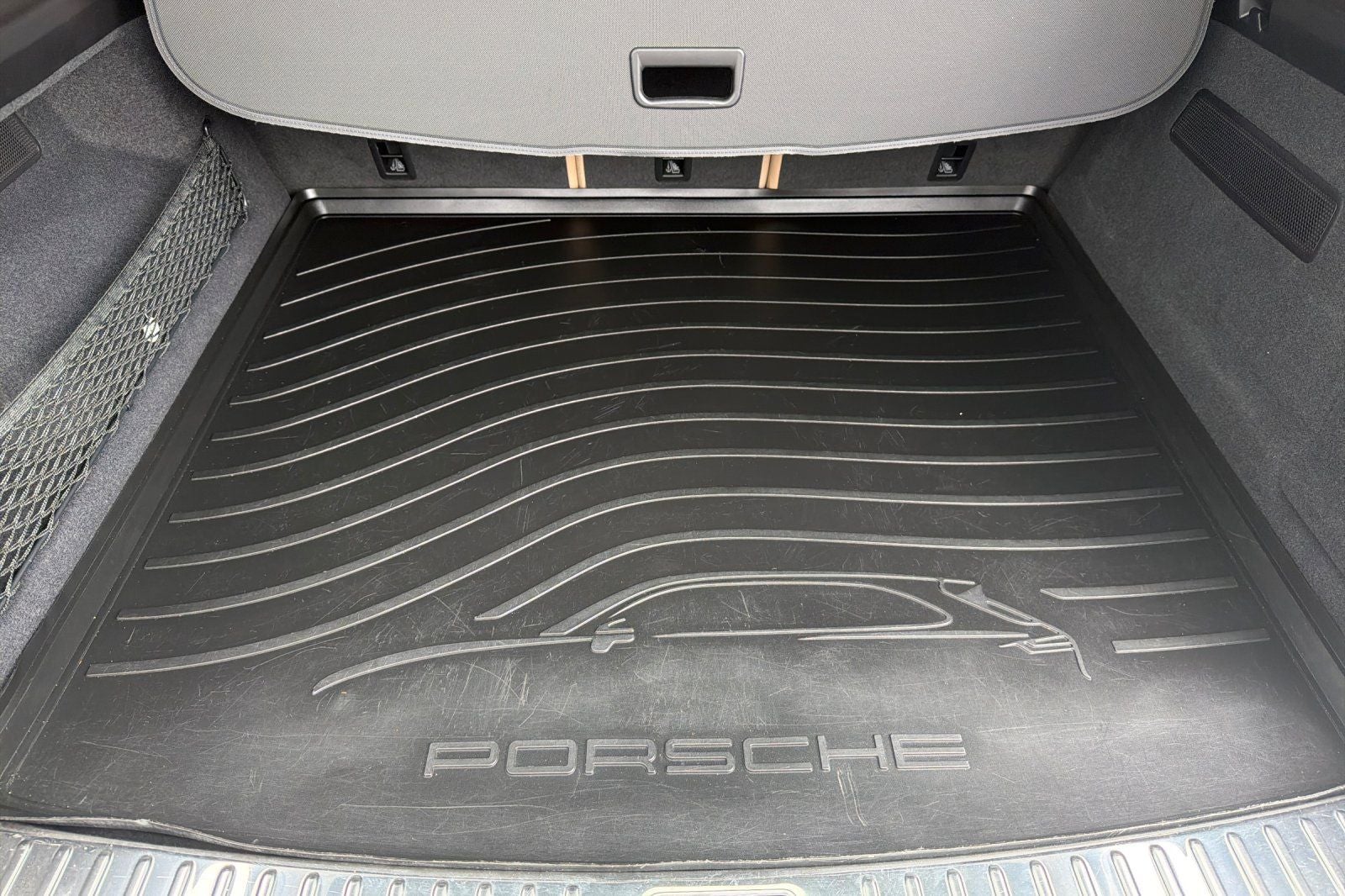 2023 Porsche Cayenne Base