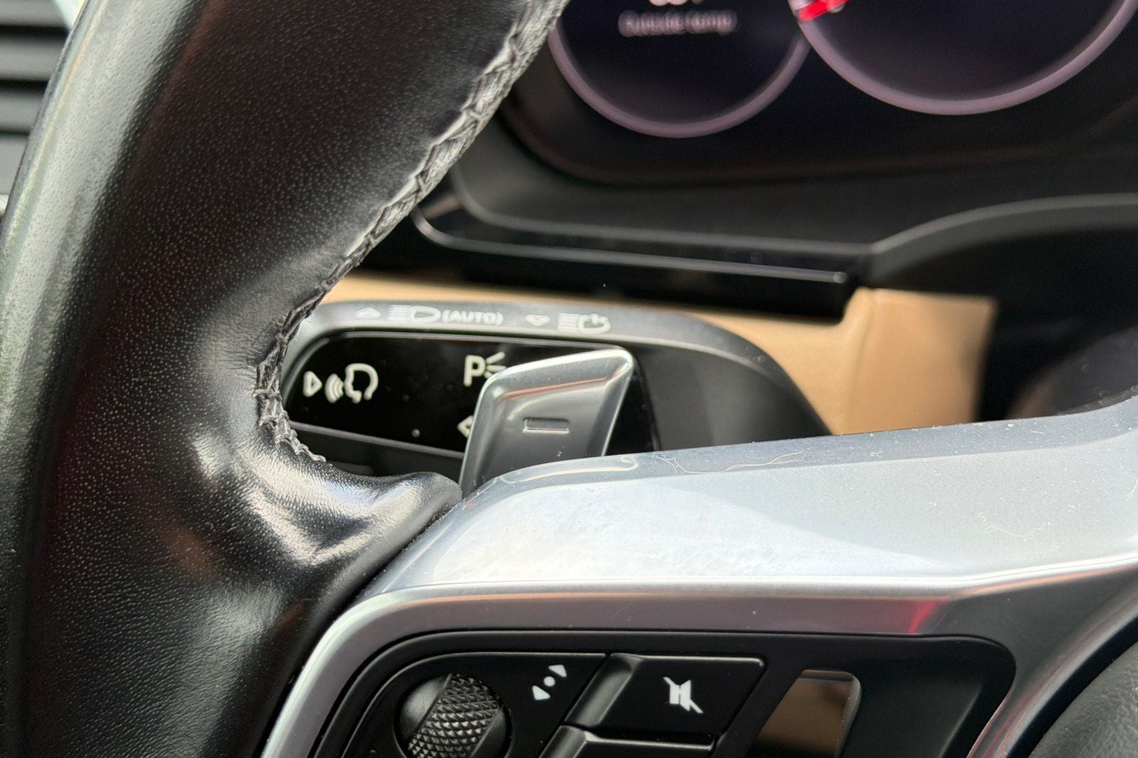 2023 Porsche Cayenne Base