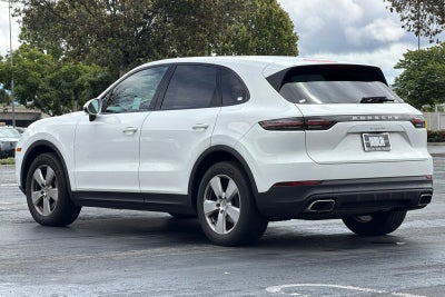 2023 Porsche Cayenne Base