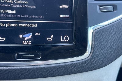 2019 Volvo XC90 T6 Momentum