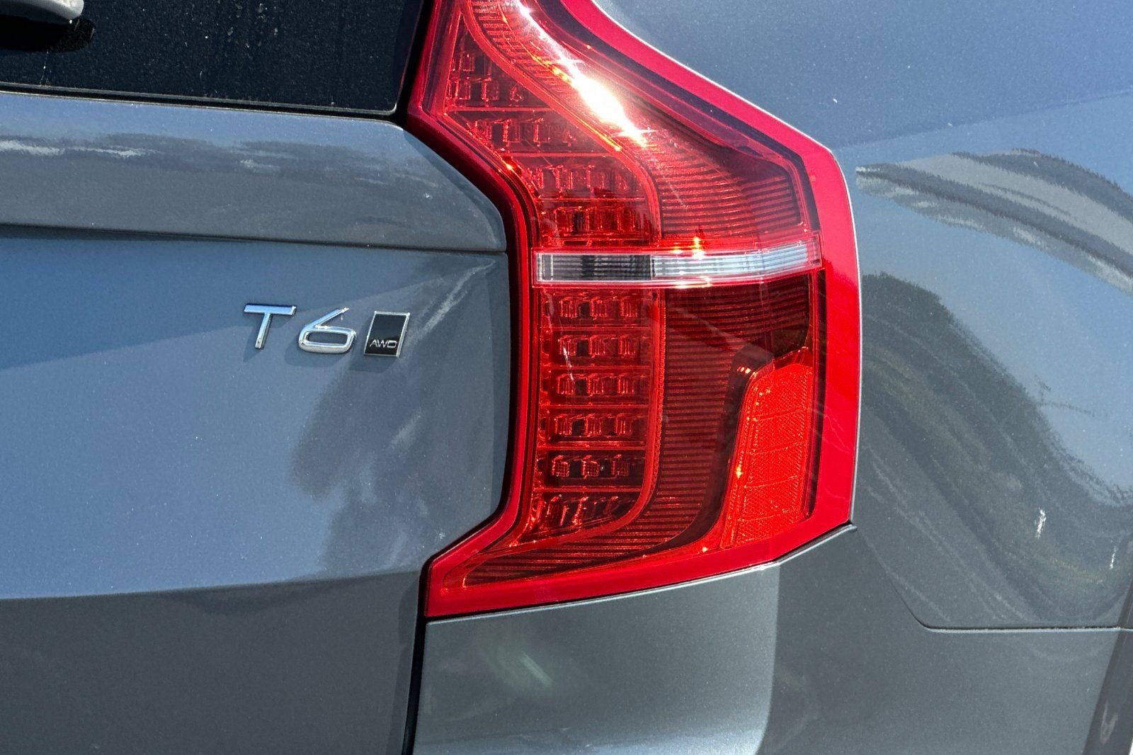 2019 Volvo XC90 T6 Momentum