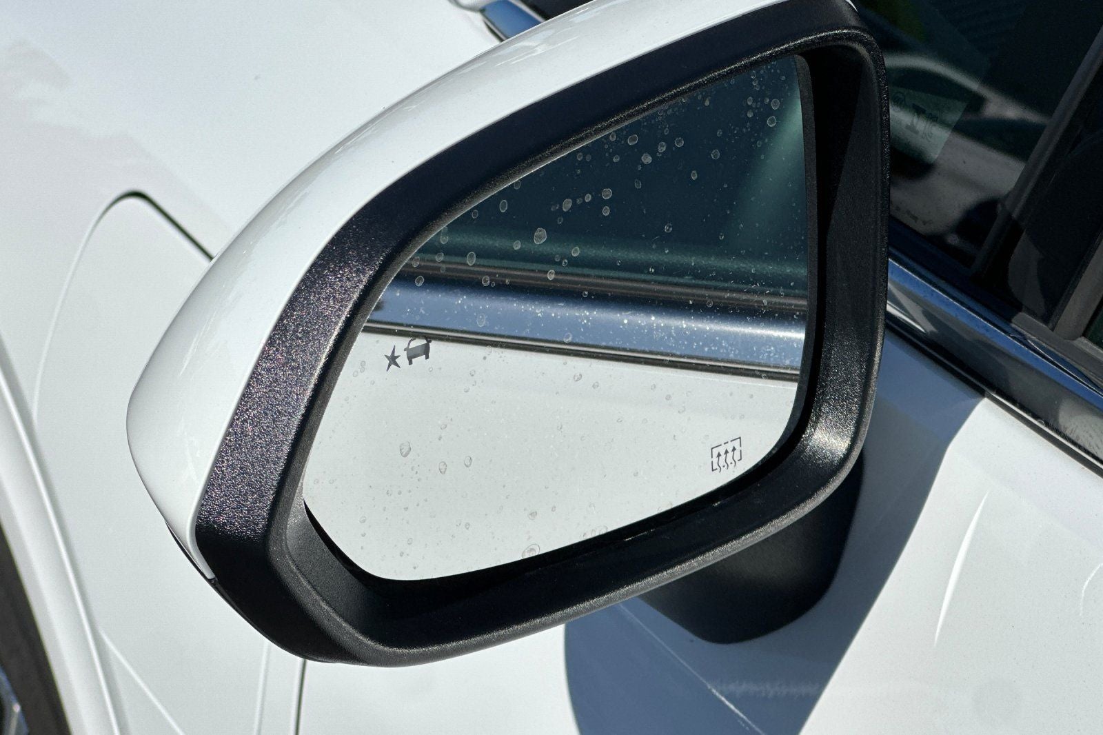 2024 Chevrolet Equinox EV LT