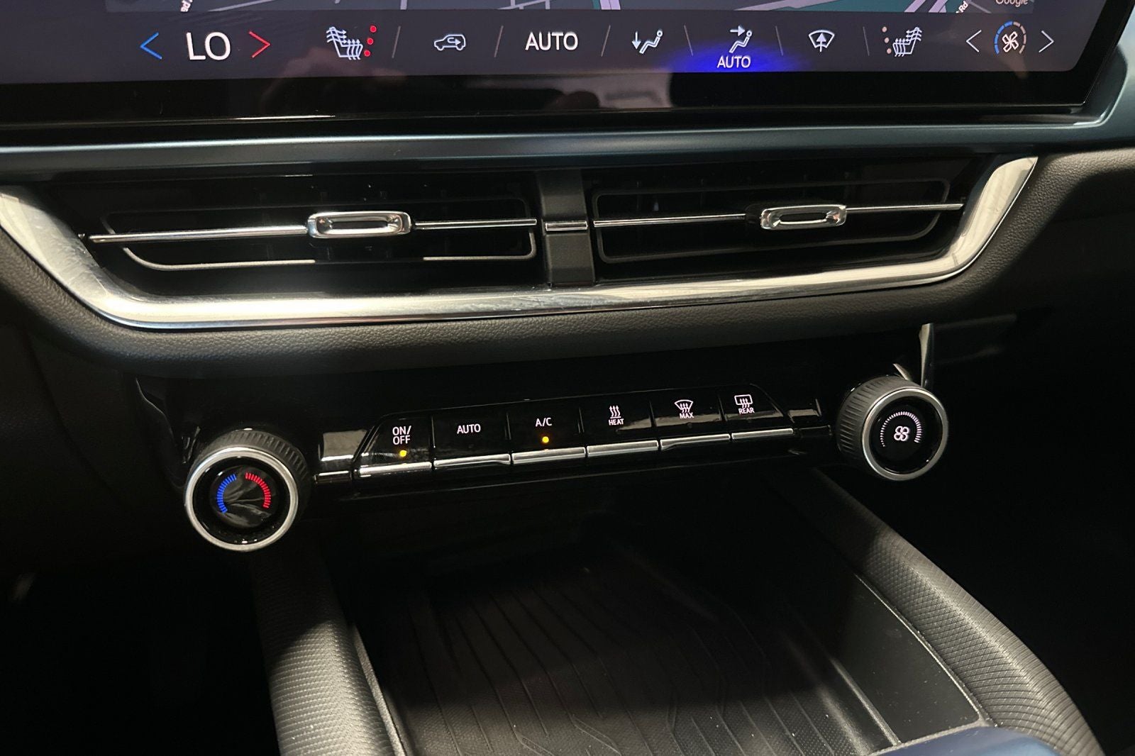 2024 Chevrolet Equinox EV LT