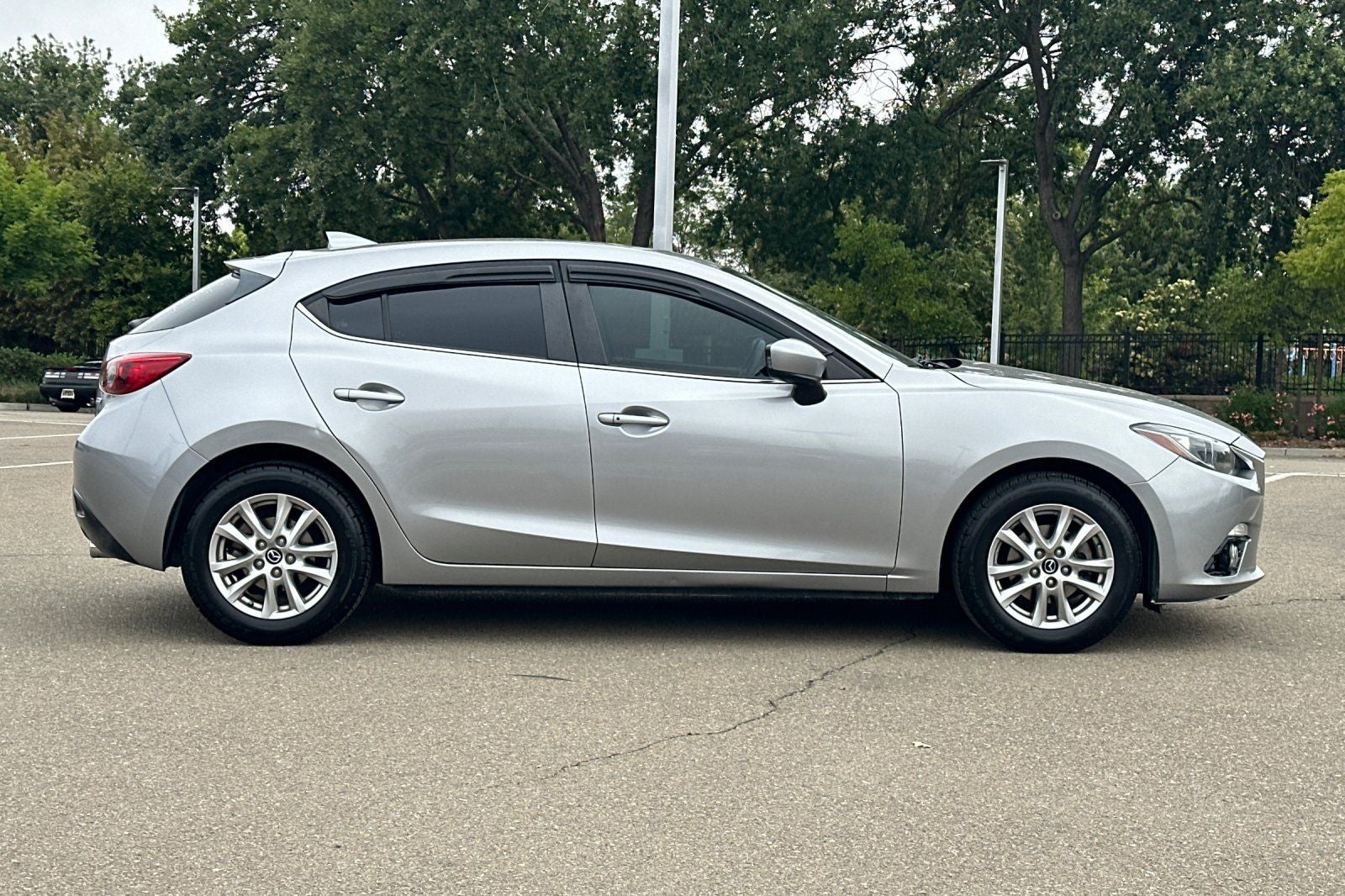 2016 Mazda Mazda3 i Grand Touring