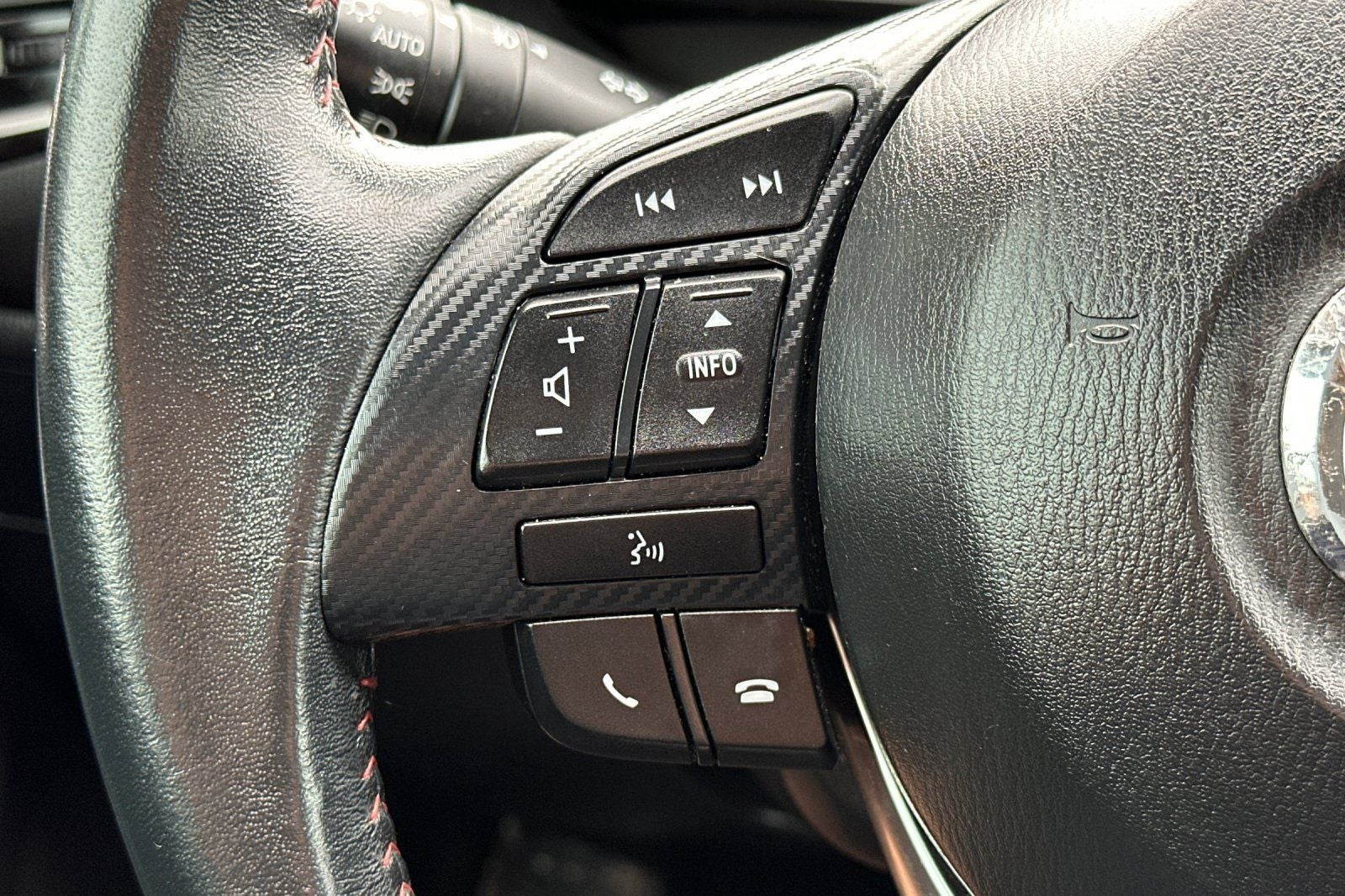 2016 Mazda Mazda3 i Grand Touring