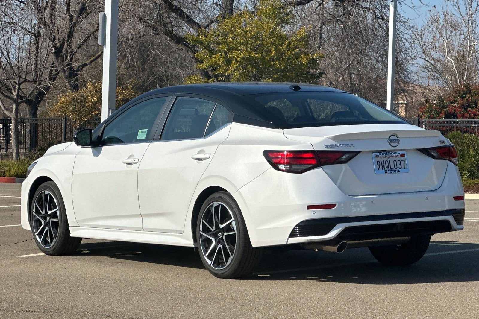 2025 Nissan Sentra SR