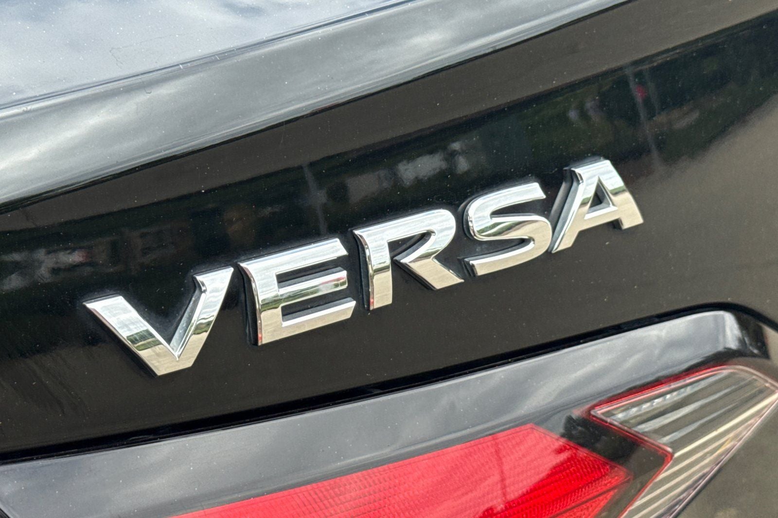 2020 Nissan Versa 1.6 S