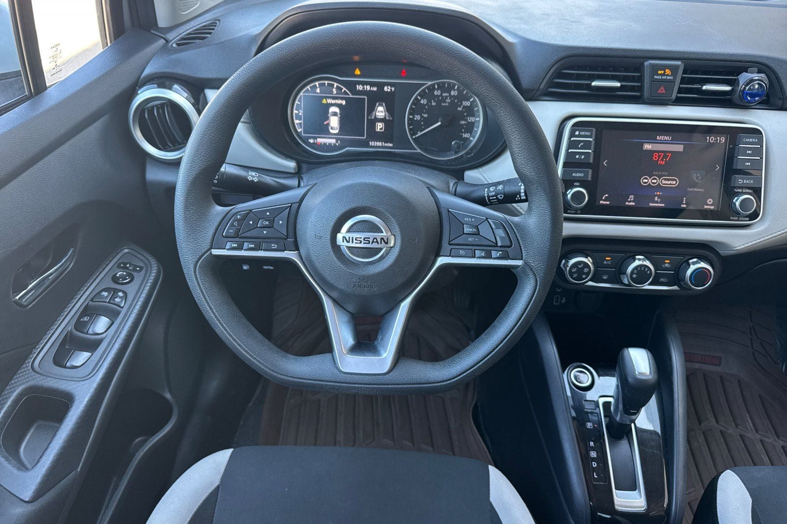 2021 Nissan Versa 1.6 SV