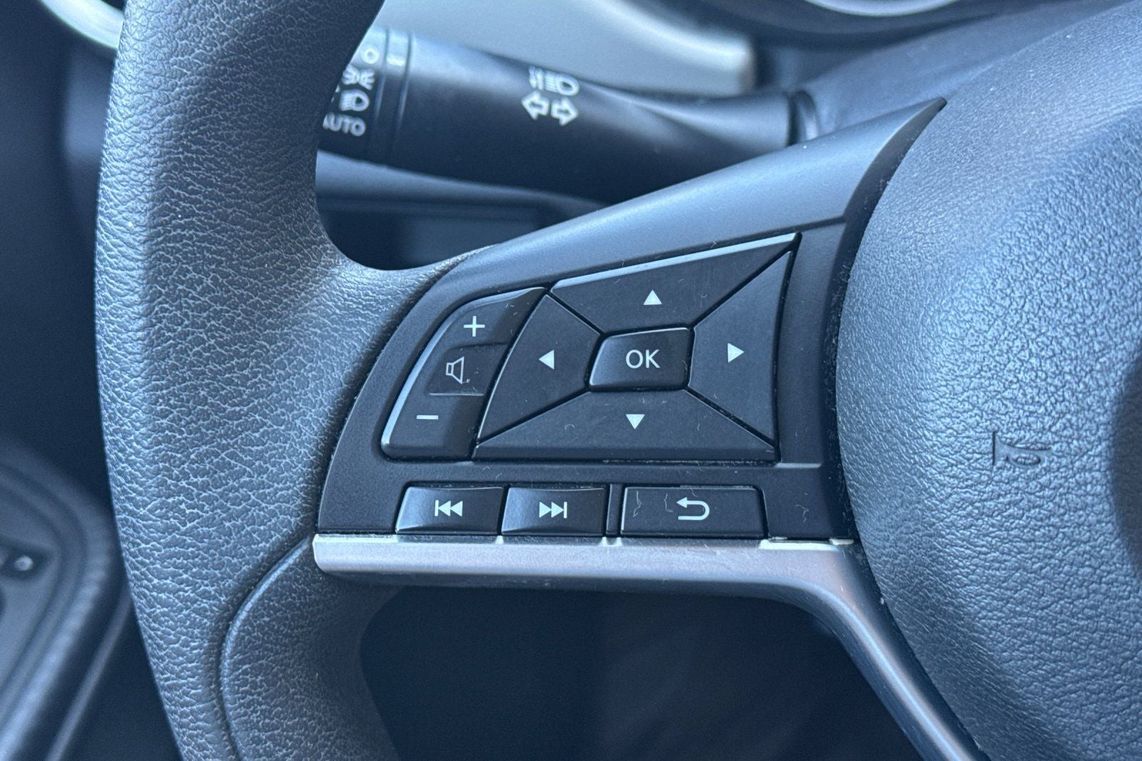 2021 Nissan Versa 1.6 SV