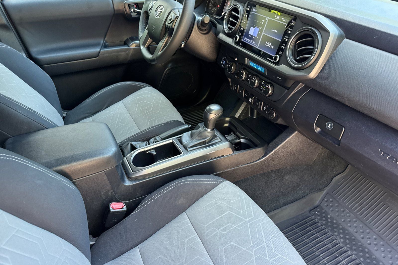 2022 Toyota Tacoma TRD Sport V6
