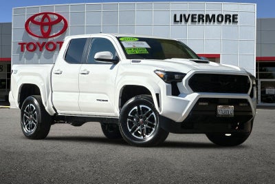 2026 Toyota Tacoma Hybrid TRD Sport