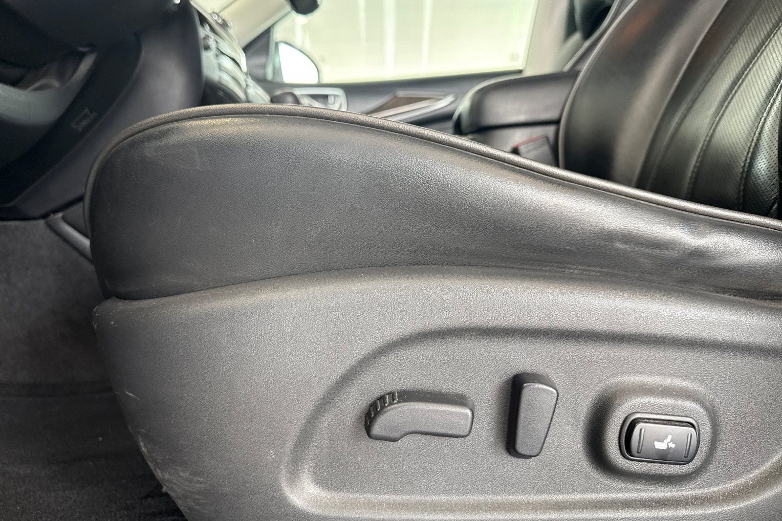 2015 INFINITI QX60 Base