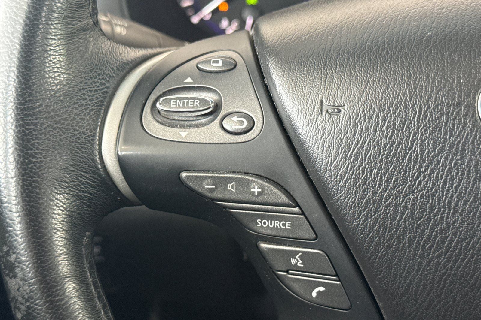 2015 INFINITI QX60 Base