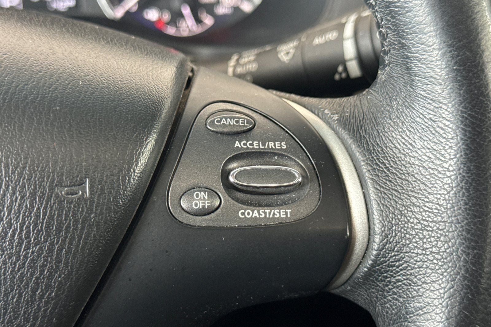 2015 INFINITI QX60 Base