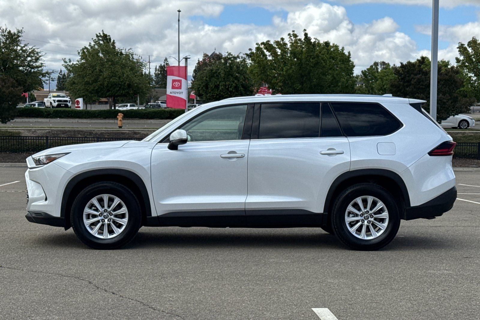 2025 Toyota Grand Highlander XLE