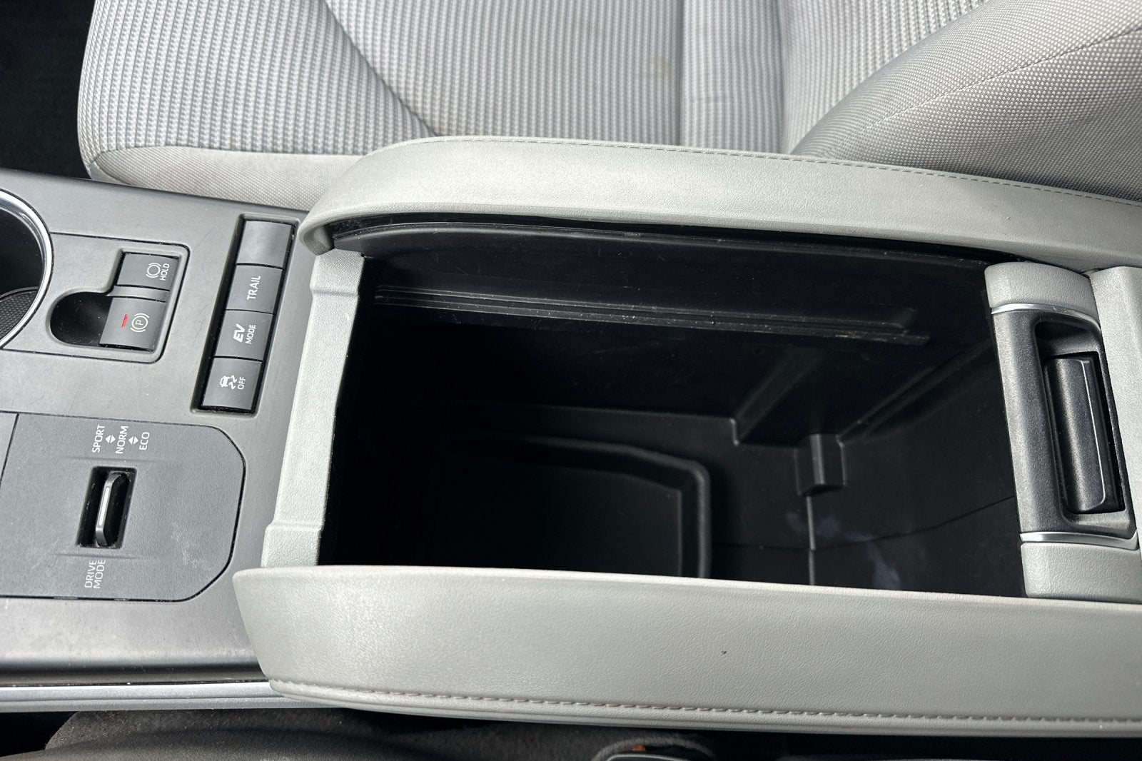 2021 Toyota Highlander Hybrid LE