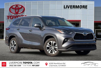2023 Toyota Highlander Hybrid XLE