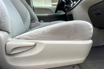 2015 Toyota Sienna LE 8 Passenger