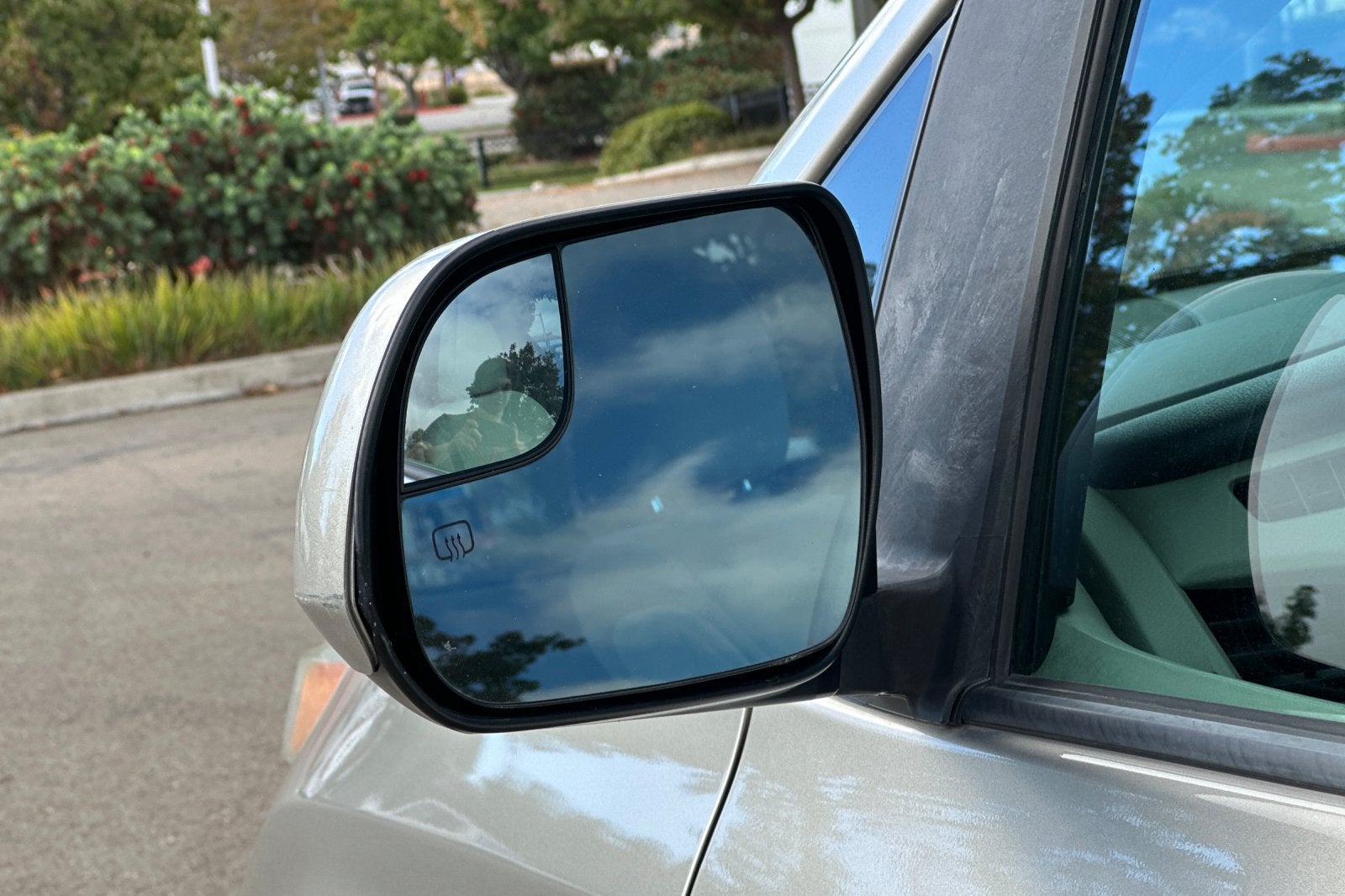 2015 Toyota Sienna LE 8 Passenger