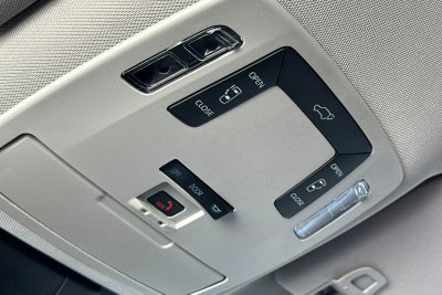 2026 Toyota Sienna LE 8 Passenger
