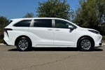 2026 Toyota Sienna LE 8 Passenger