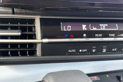 2026 Toyota Sienna LE 8 Passenger