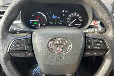 2026 Toyota Sienna LE 8 Passenger