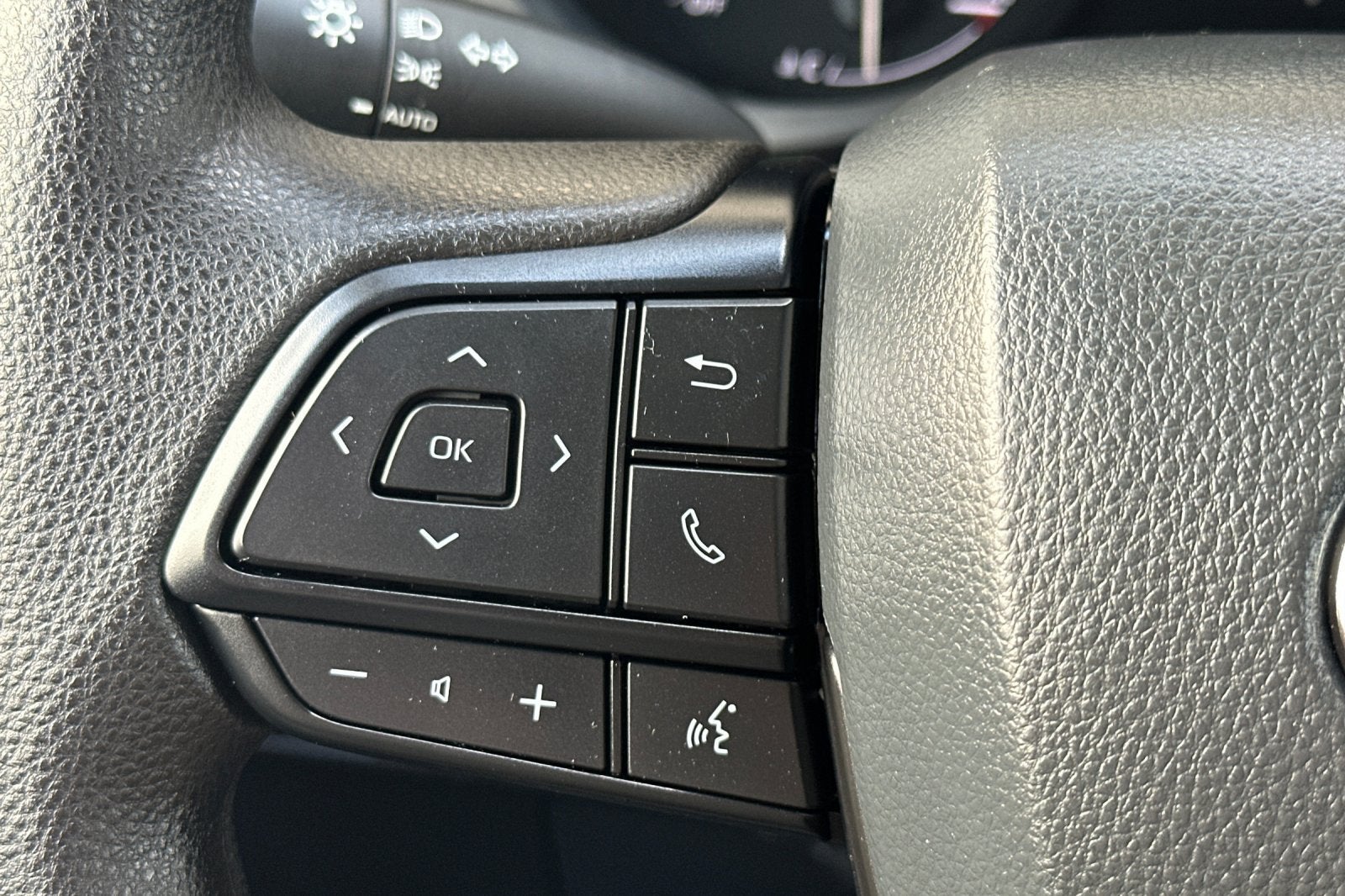 2026 Toyota Sienna LE 8 Passenger