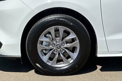 2026 Toyota Sienna LE 8 Passenger