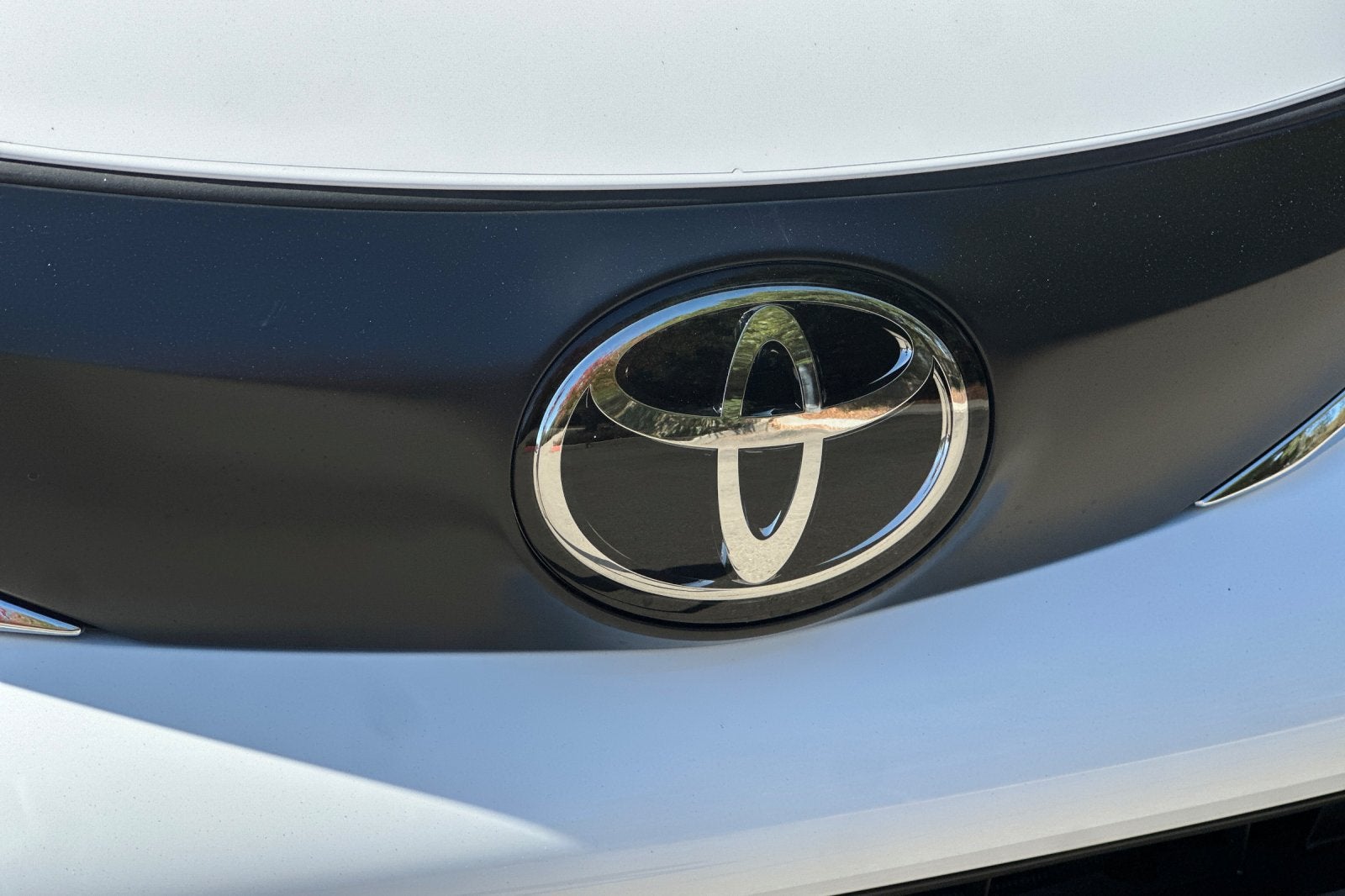 2026 Toyota Sienna LE 8 Passenger