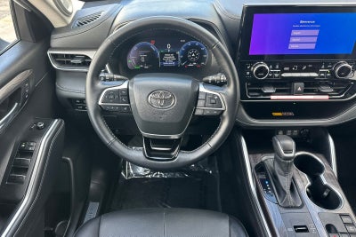 2026 Toyota Highlander Hybrid Limited