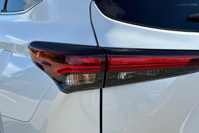2026 Toyota Highlander Hybrid Limited