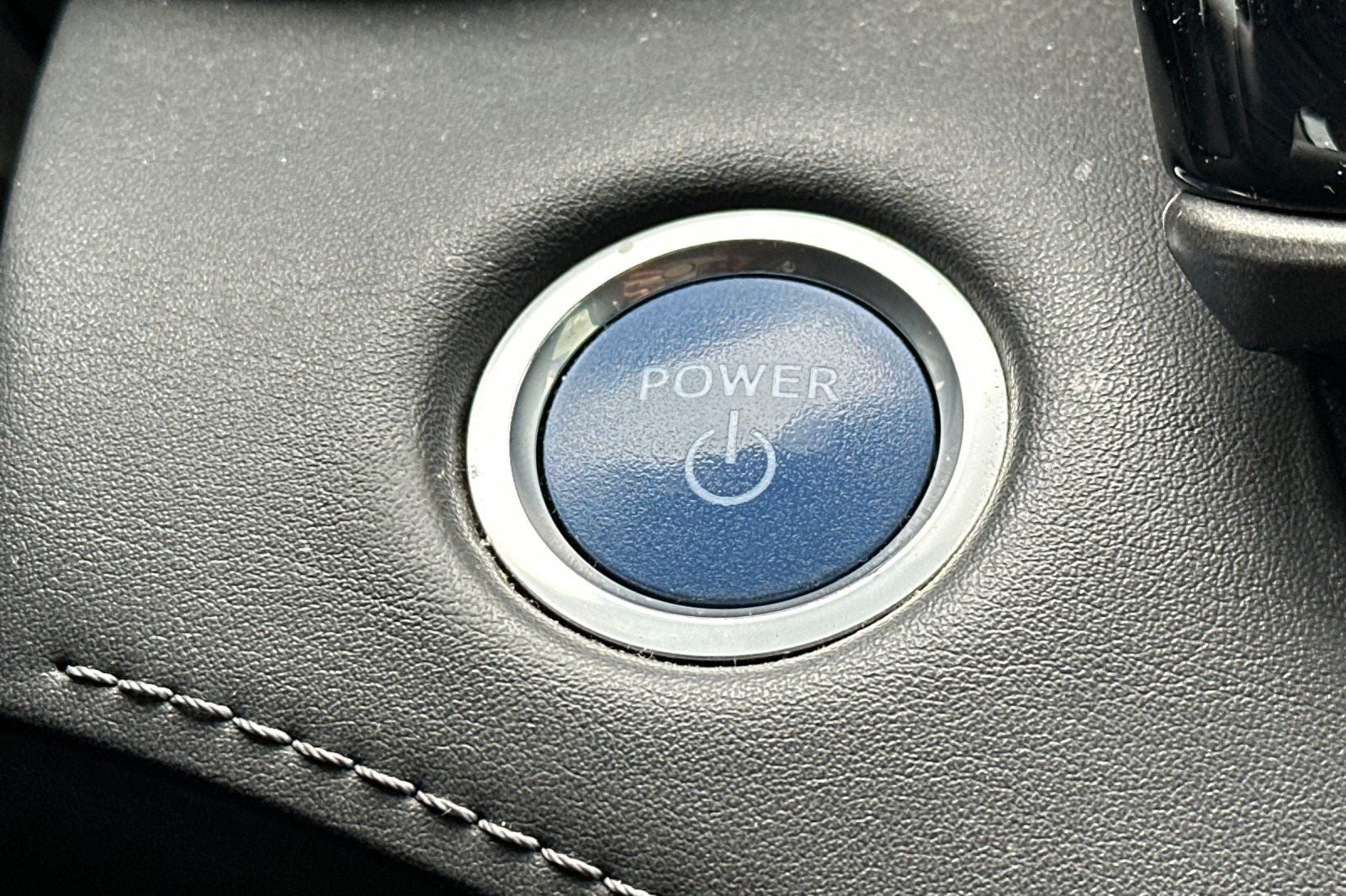 2021 Toyota Highlander Hybrid LE