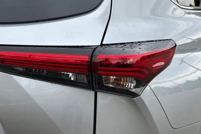 2021 Toyota Highlander Hybrid LE