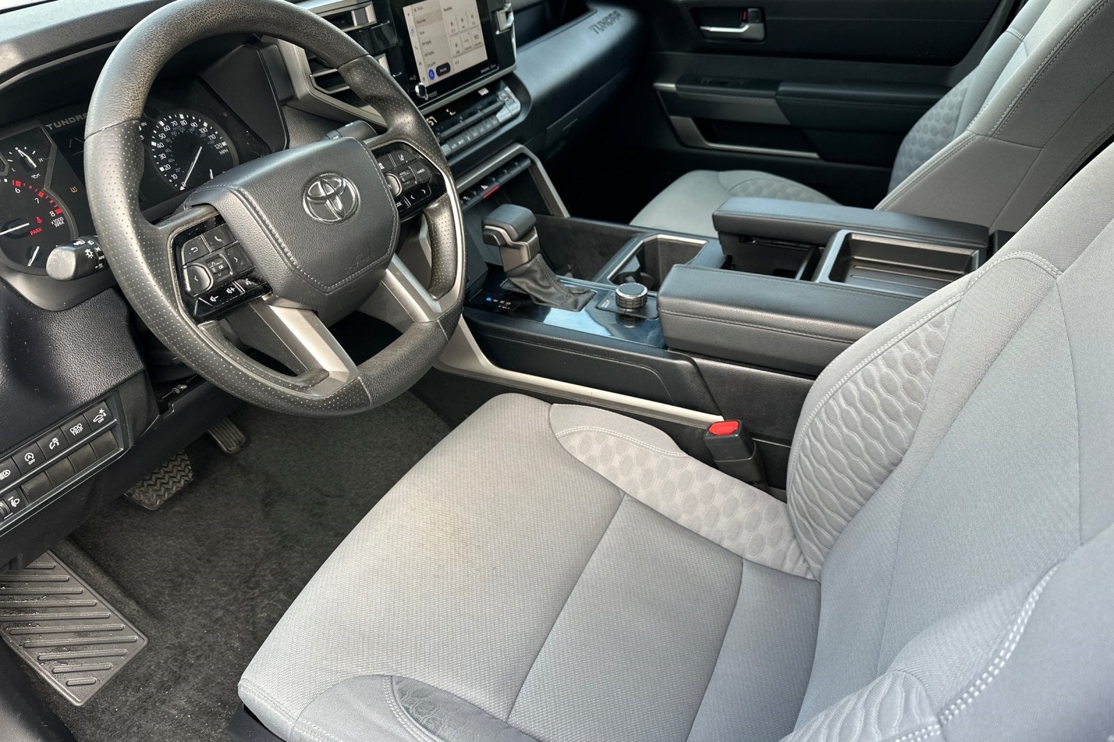 2022 Toyota Tundra SR5