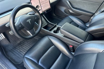 2019 Tesla Model 3 Mid Range