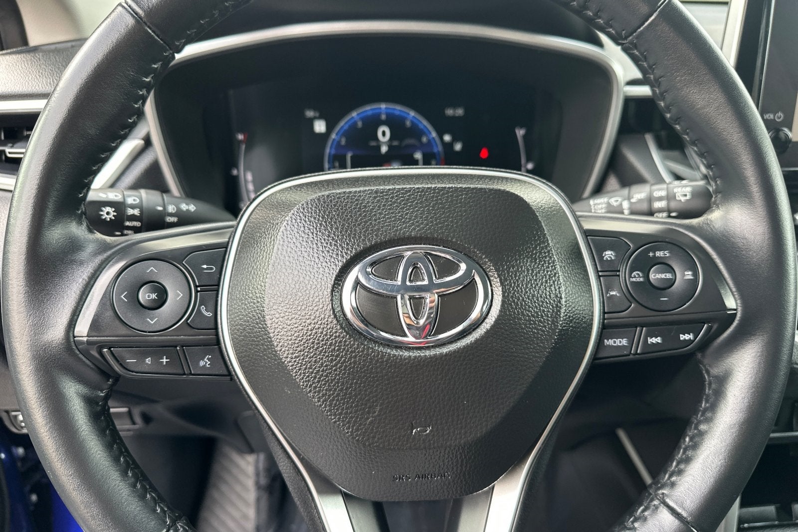 2025 Toyota Corolla Cross XLE