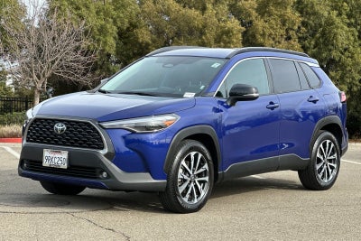 2025 Toyota Corolla Cross XLE