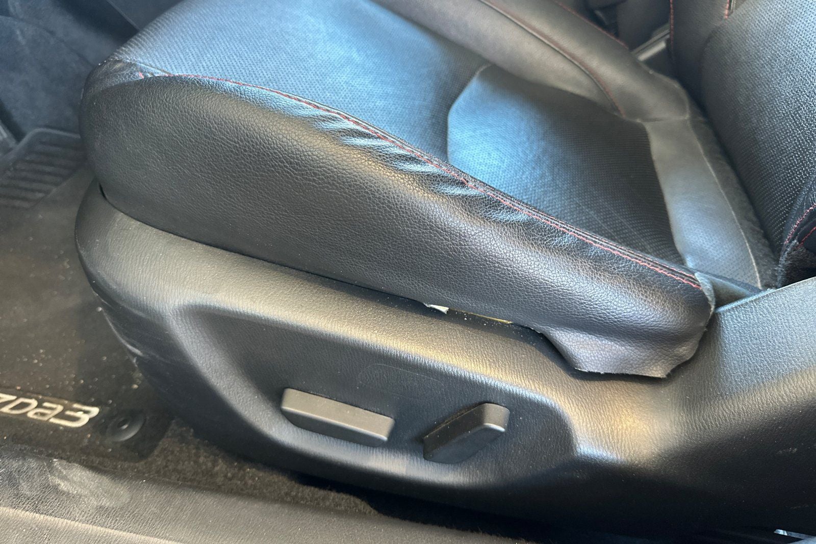 2014 Mazda Mazda3 s Grand Touring