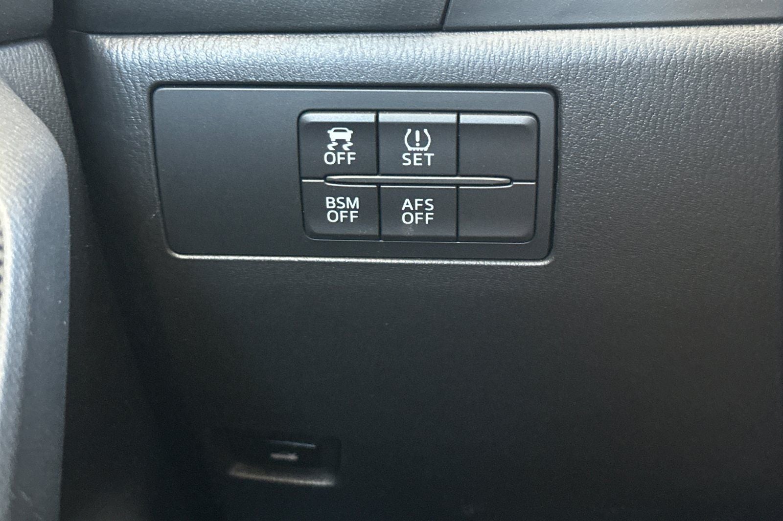2014 Mazda Mazda3 s Grand Touring