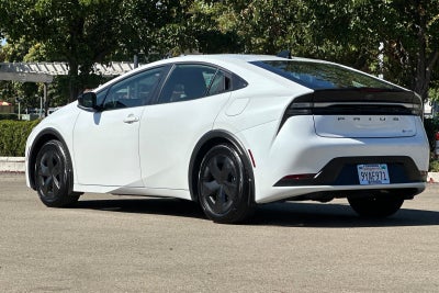 2026 Toyota Prius Plug-In Hybrid SE