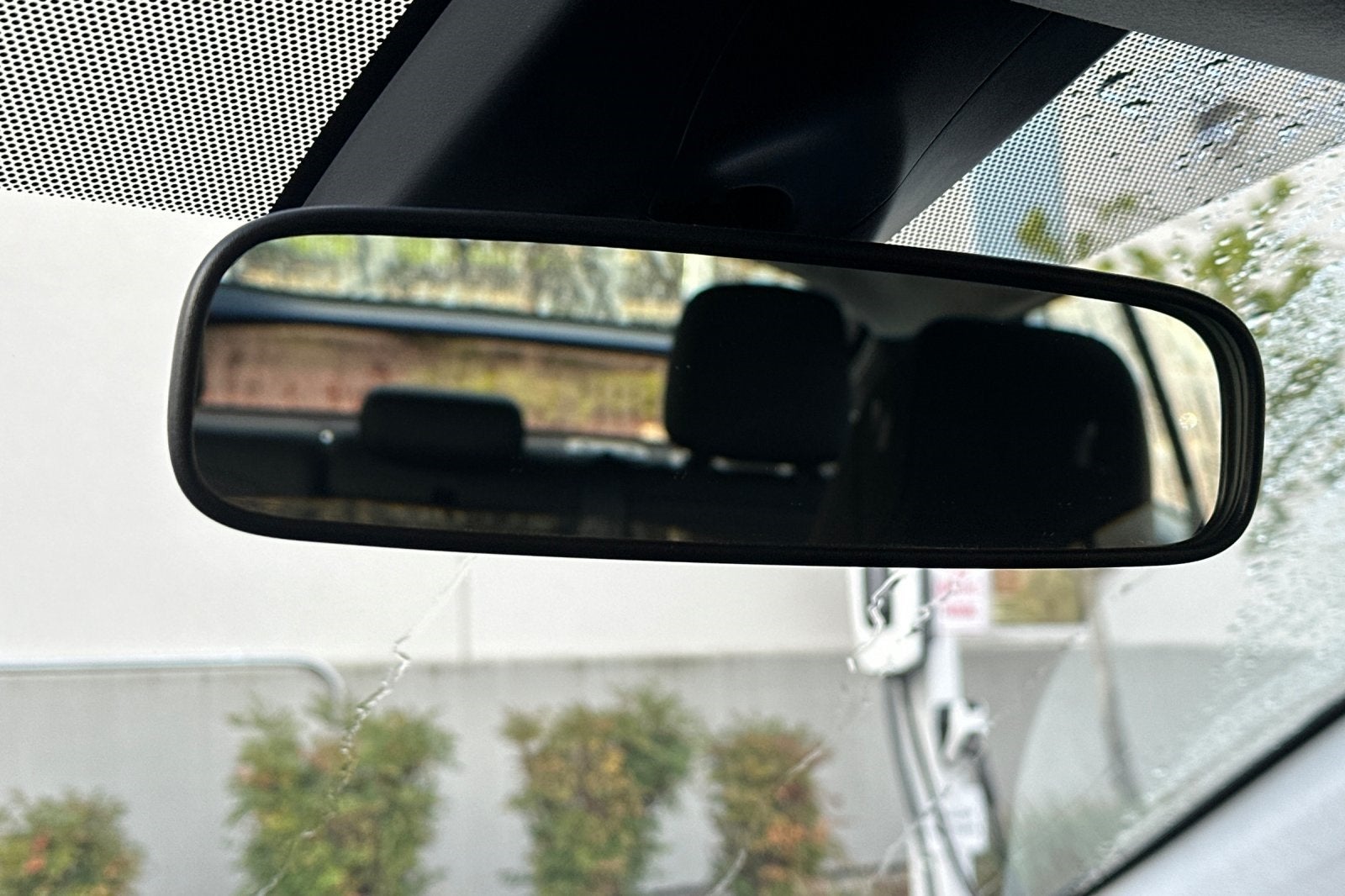 2022 Toyota Prius LE